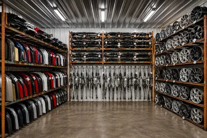 Organized PAT Auto Parts inventory in Brossard